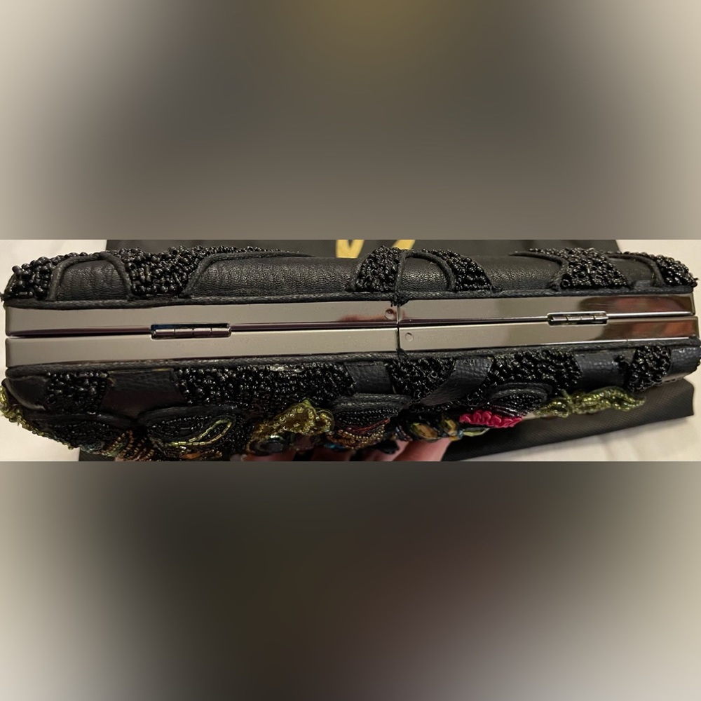 Mary Frances “ELEPHANT FLOWERS” purse handbag 14-792 - Picture 9 of 10